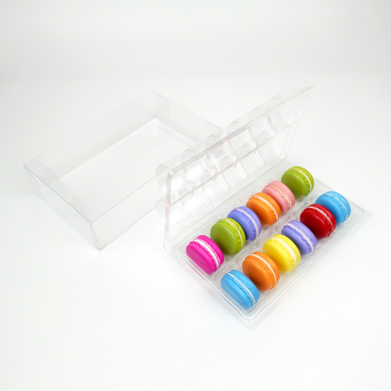  12 macarons plastic box with insert tray