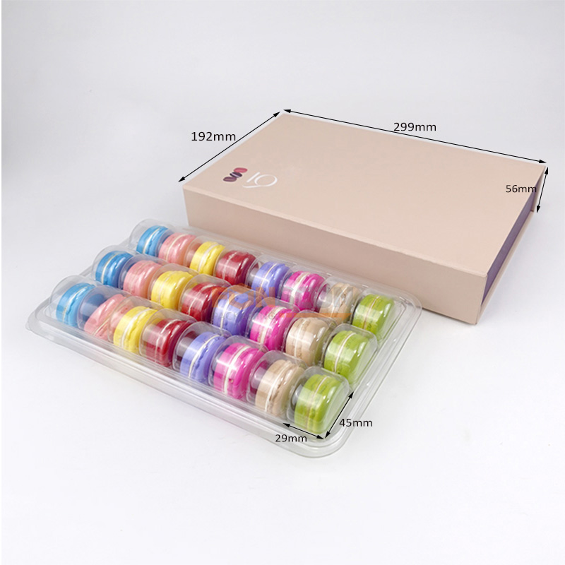 Coffret cadeau magnet 24 macarons avec inserts plastique