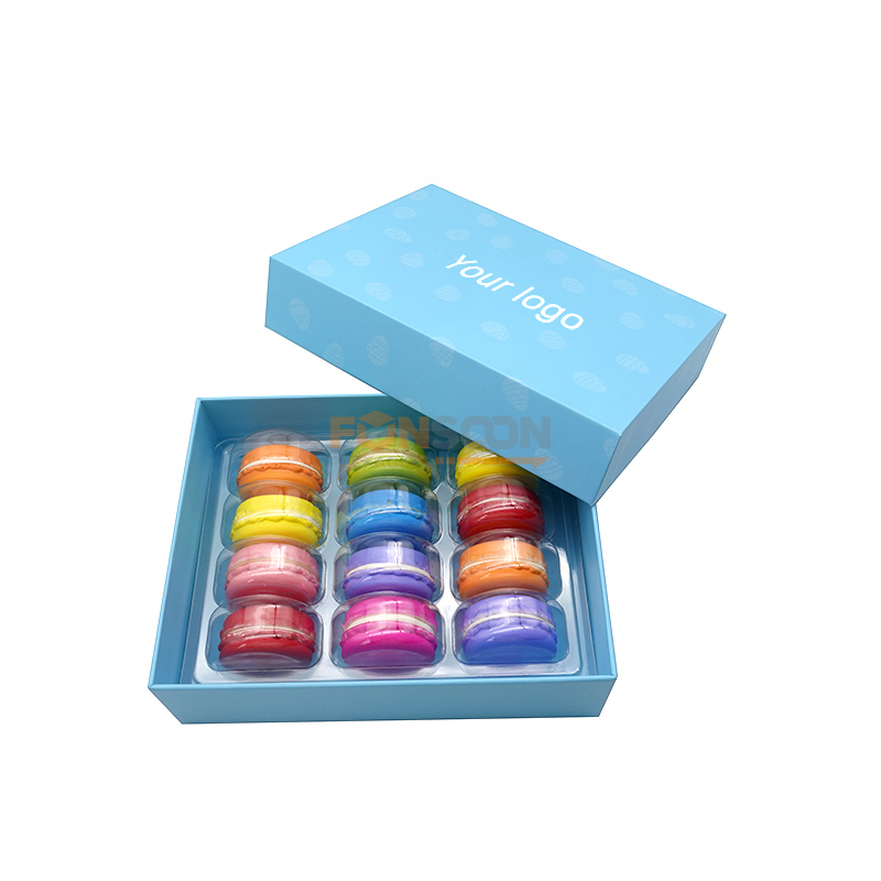 Coffret cadeau cartonné 12 macarons