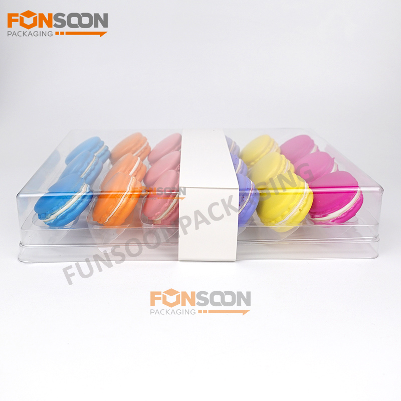 18 holes plastic macaron display box