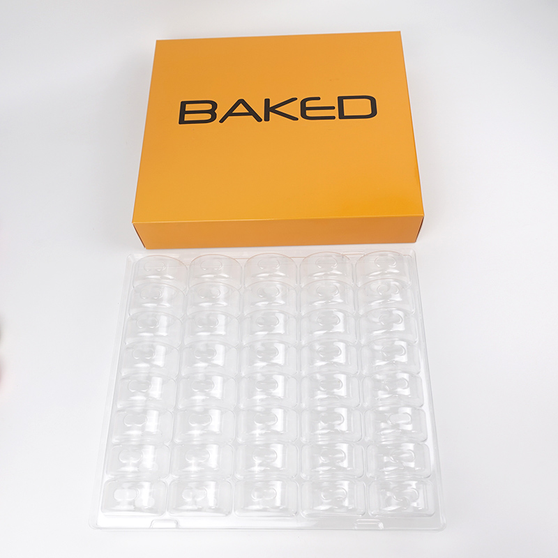 40 macarons paper box with insert trays