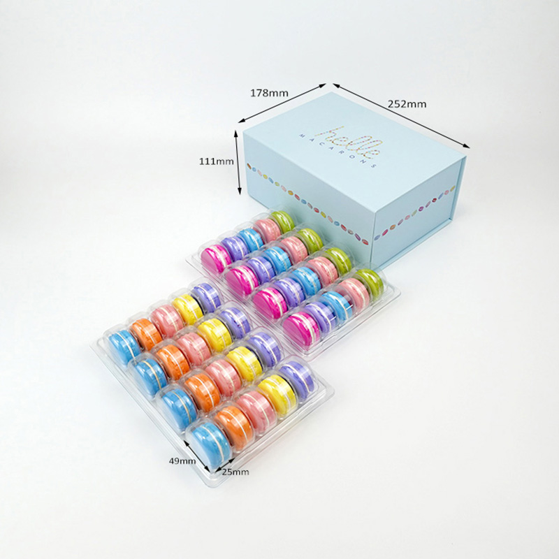 40 macarons Cardboard magnet gift box