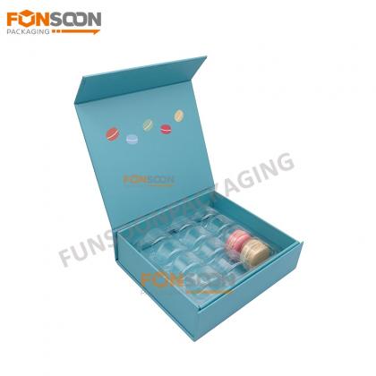 12 macarons Cardboard magnet gift box