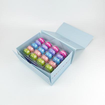 40 macarons Cardboard magnet gift box